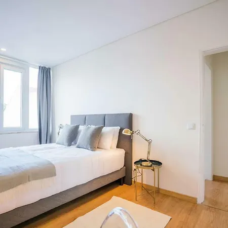 Principe Real 2br Apartman Lisboa