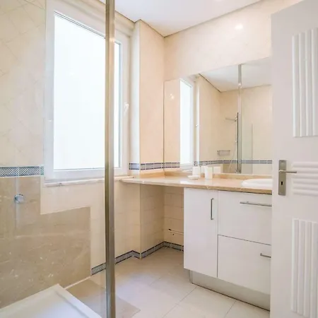 Principe Real 2br Apartman *